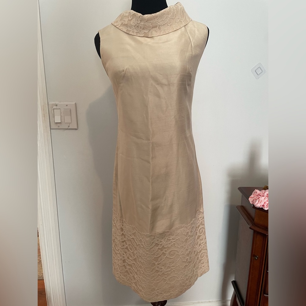 Miss Theme cream color vintage 60’s dress perfect for a chic courthouse wedding!
